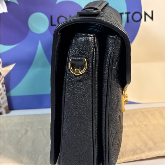 Stunning Louis Vuitton Pochette Métis Empreinte Noir - Picture 4 of 16